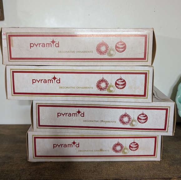 Vintage Pyramid Brand Red Satin Thread Ball Ornaments 4 boxes 12 each Total 48 - Picture 2 of 8